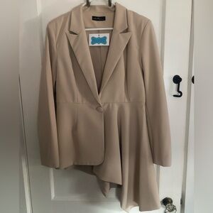On twelfth asymmetrical cream colored blazer, size large